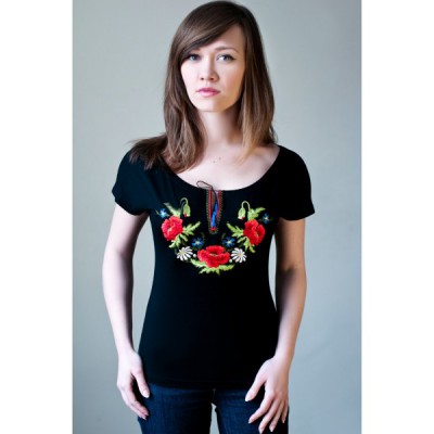 Embroidered t-shirt "Bouquet on Black"