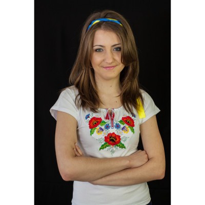 Embroidered t-shirt "Bouquet of Garden Flowers"