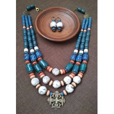 Necklace Zgarda of blue/white ceramic beads and cross