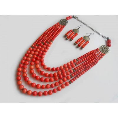 Necklace Namysto and earrings of real corals 5 threads