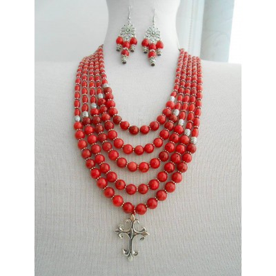 Necklace Namysto and earrings of real corals 5 threads with metal cross