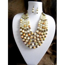 Necklace and earrings of white onyx natural gemstone 5 threads