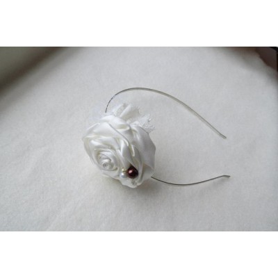 Hair band "Dew on White Rose"