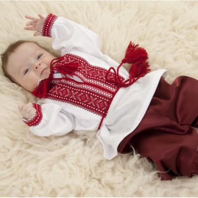 Embroidered costume for baptism "Boy 2"