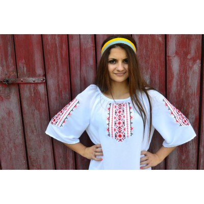 Embroidered blouse "Slavic Tradition"