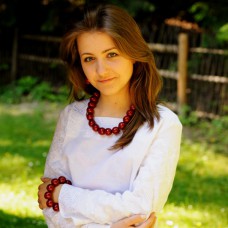 Wooden Necklace + Bracelet + Earrings Dark Red