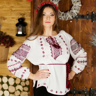 Embroidered blouse "Traditions"