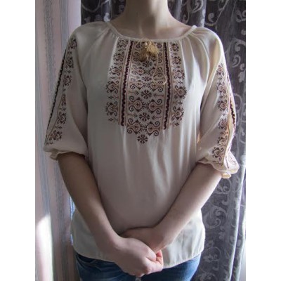 Embroidered  blouse "Oriental Curves Brown on White 1/2 sleeves"