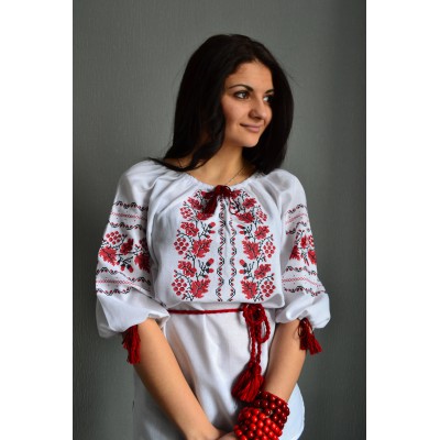 Embroidered  blouse "Red Grapes"